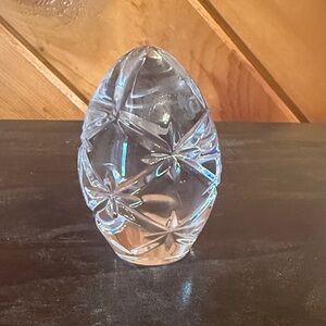 Elegant Crystal Decorative Egg